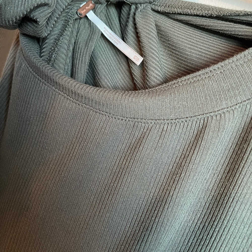NWOT Free People Shimmy Shake Long Sleeve Top - Forest Green - Picture 15 of 15